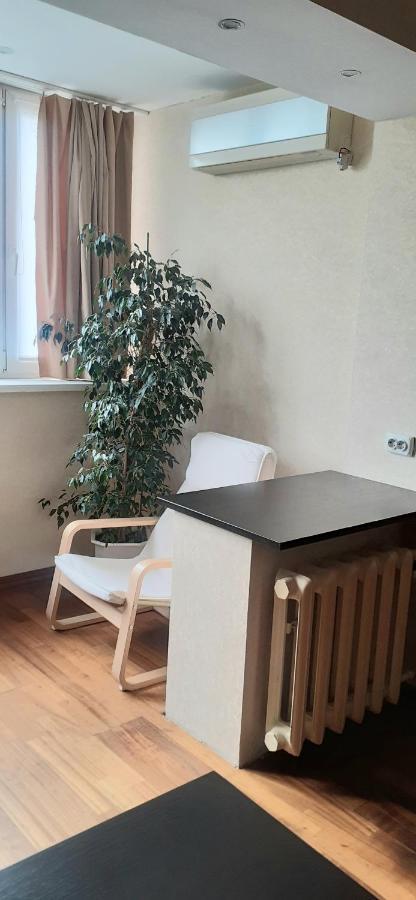 1/10 Вулиця Радунська Apartment Kyiv Exterior photo